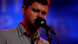 img00003 300x168 Alt J   An Awesome Wave: télécharger le live
